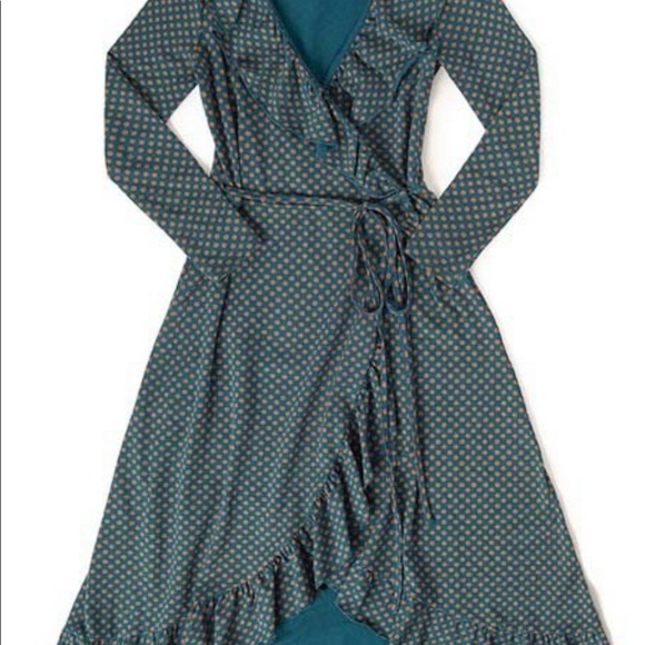 HP🎊🎊Matilda Jane ✨NWTs✨ Polka Dot Reunion Wrap Dress - Picture 4 of 9